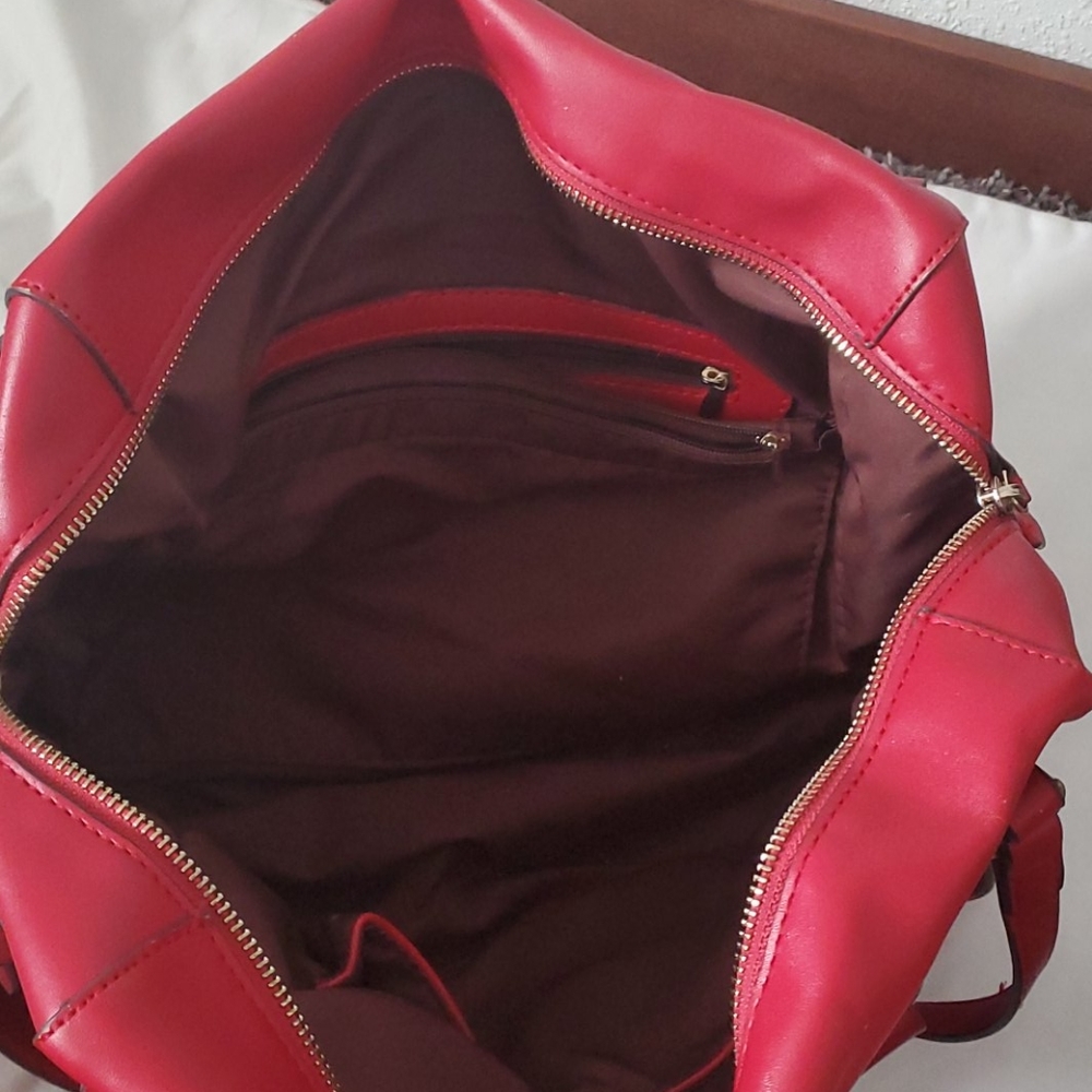 Purse - Picture 2 of 3